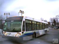 RTC 0321 - 2003 Novabus LFS (with step)